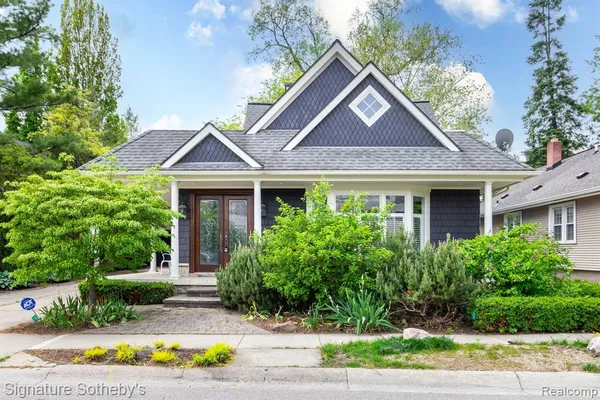 $1,289,900 | 608 Purdy Street, Birmingham, MI 48009