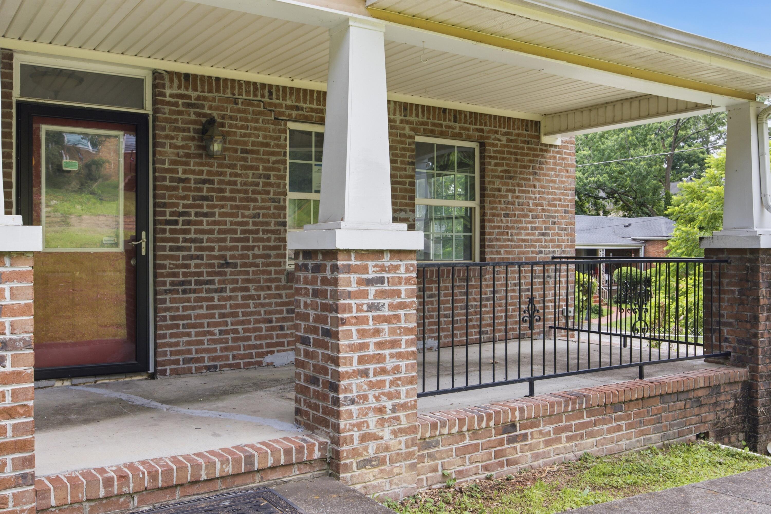 116 Talley Road Chattanooga, TN 37411 - Photo 3 of 25 116TalleyRd-27