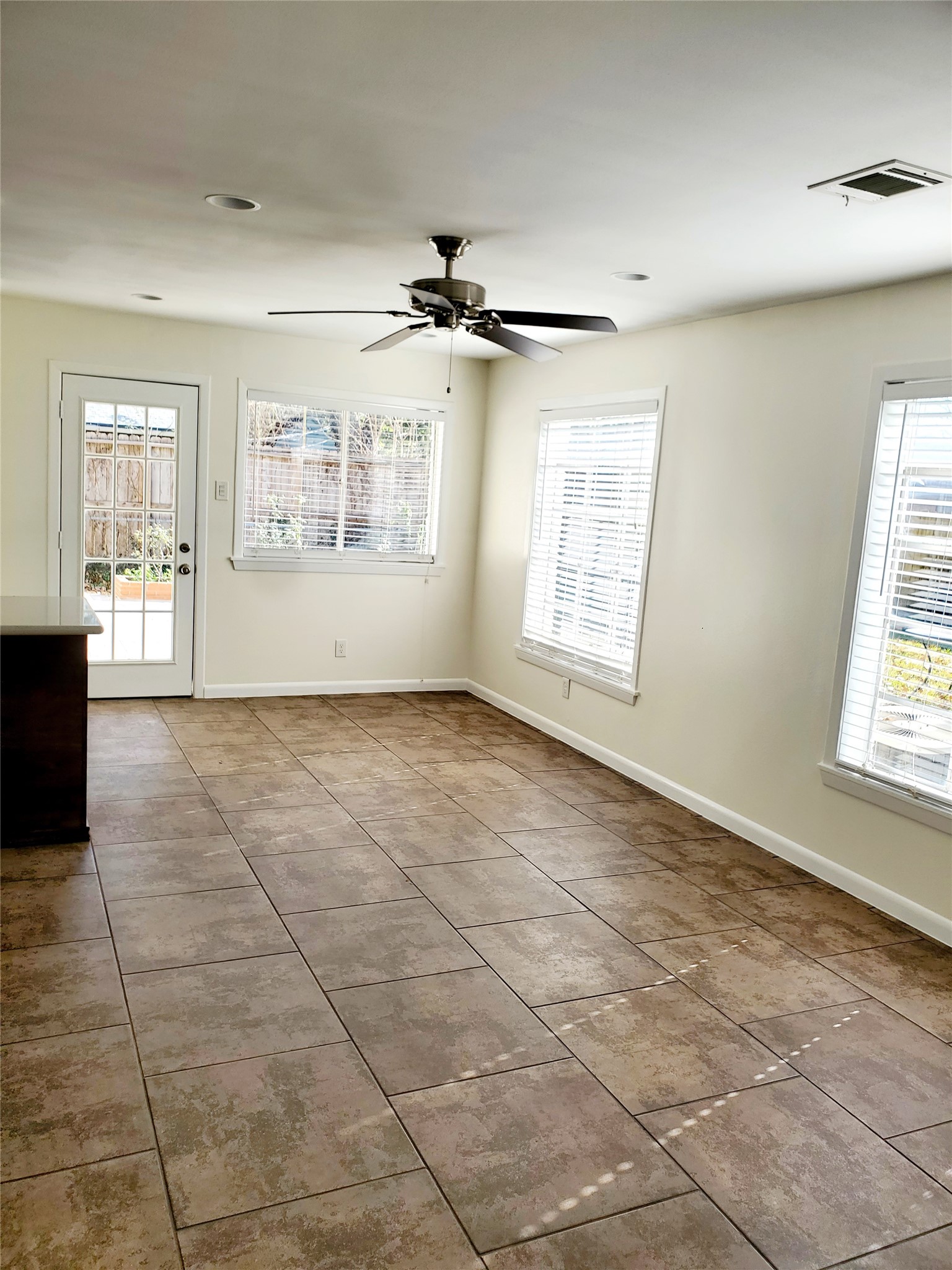 7953 Ridgeview Drive Houston, TX 77055 - Photo 2 of 19