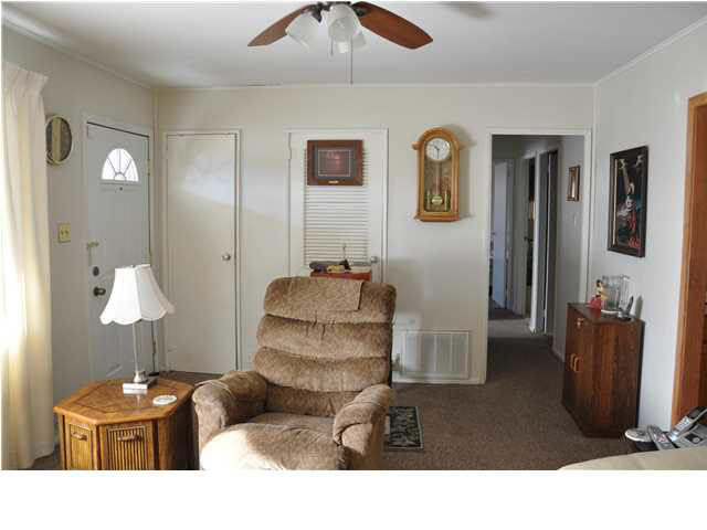 717 Bryan Road Evansville, IN 47710 - Photo 2 of 18 Gallery Image 2
