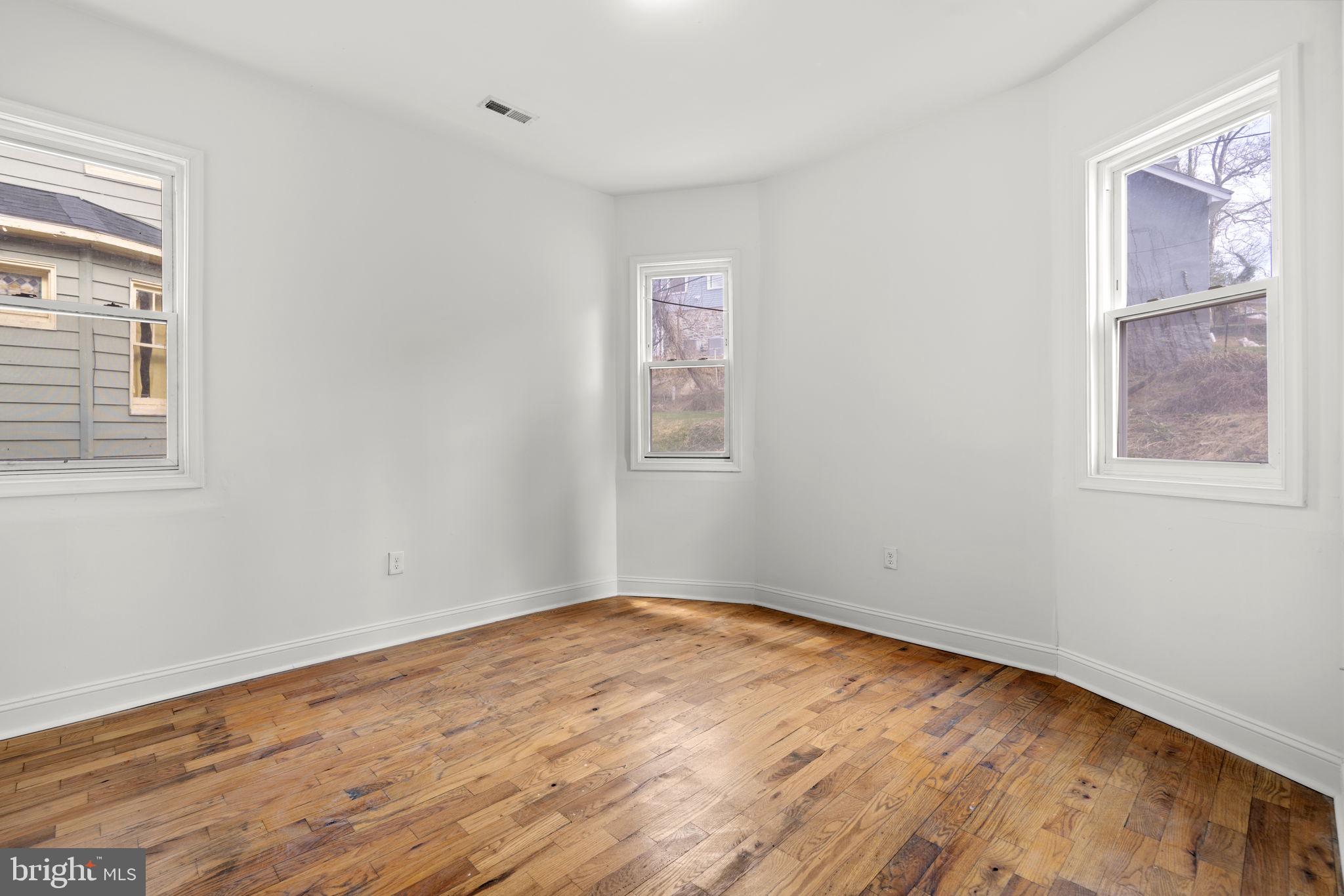 3709 Chesholm Road Baltimore, MD 21216 - Photo 19 of 42 Gallery Image 19