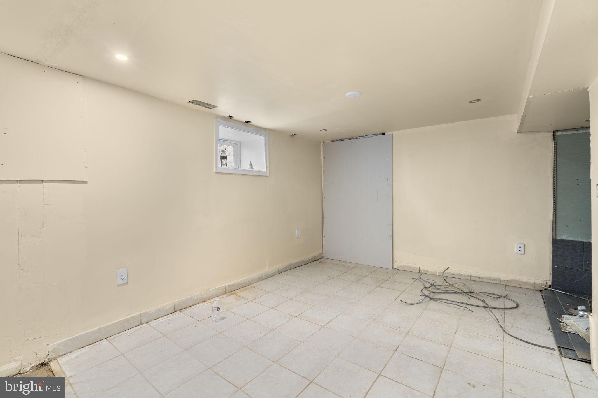 3709 Chesholm Road Baltimore, MD 21216 - Photo 38 of 42 Gallery Image 38