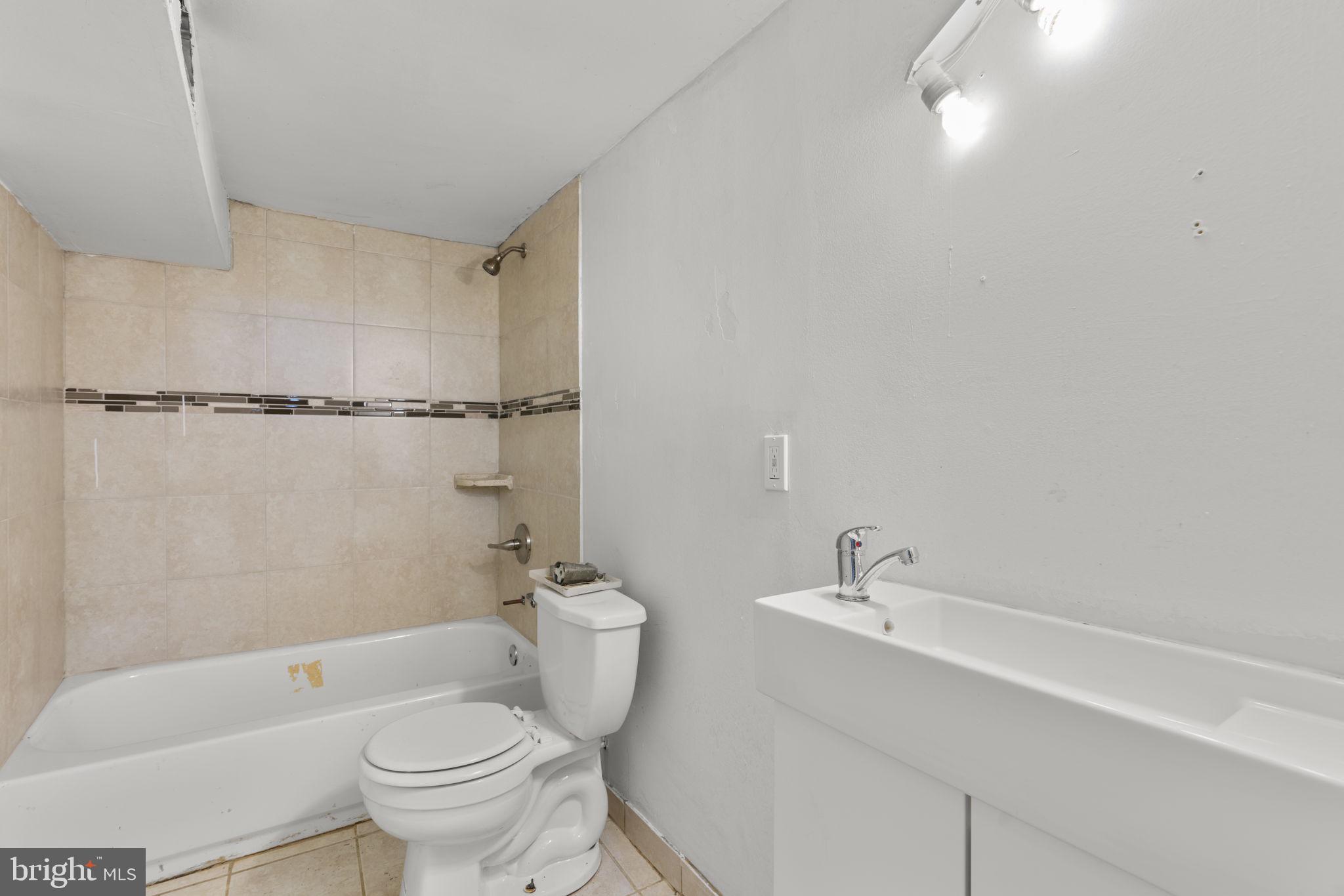 3709 Chesholm Road Baltimore, MD 21216 - Photo 39 of 42 Gallery Image 39