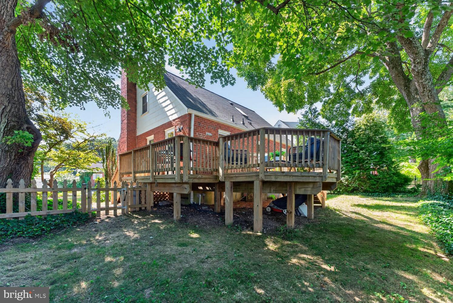 1503 Crest Road Silver Spring, MD 20902 - Photo 27 of 34 Peaceful backyard oasis