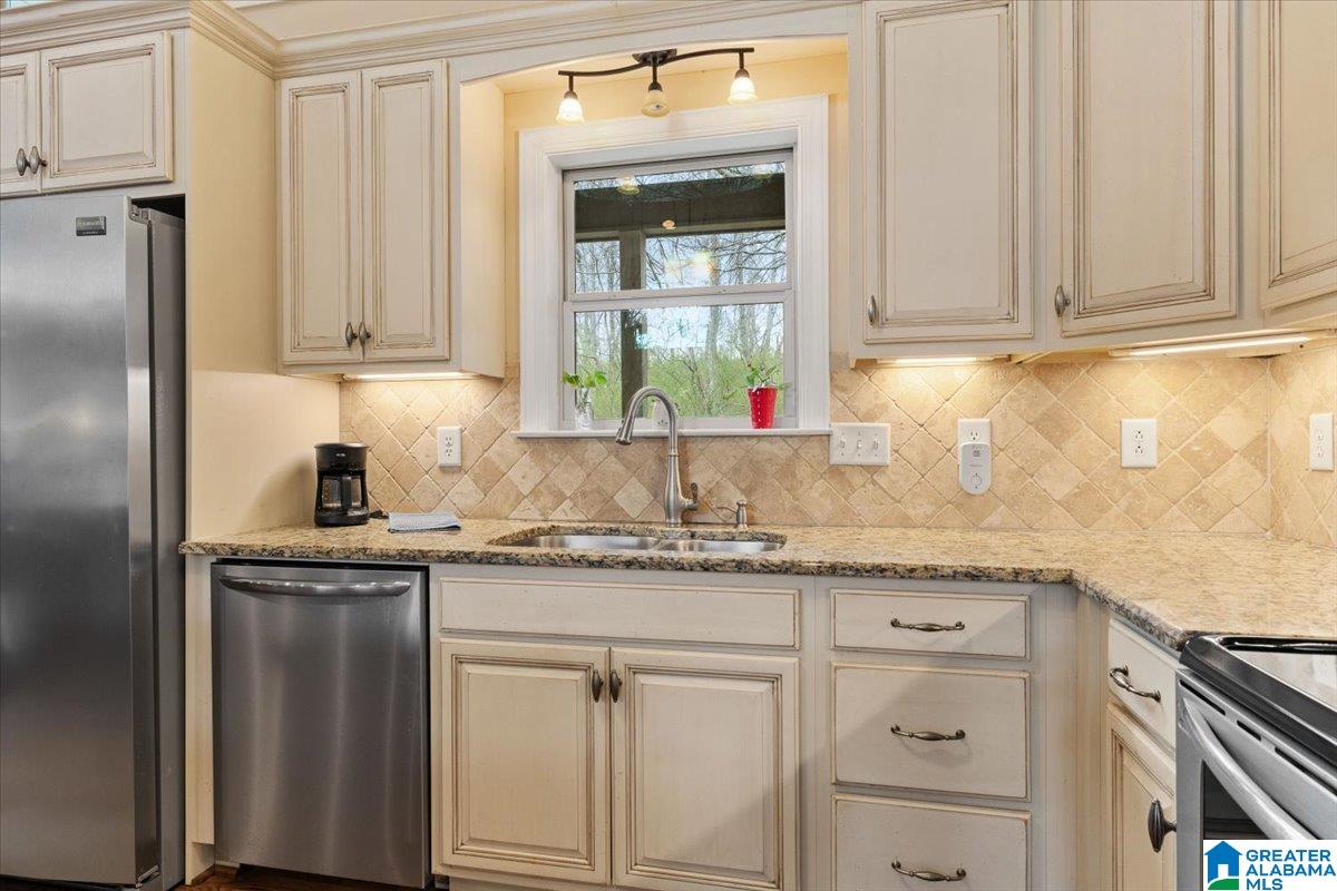 3280 County Road 32 Clanton, AL 35046 - Photo 13 of 54