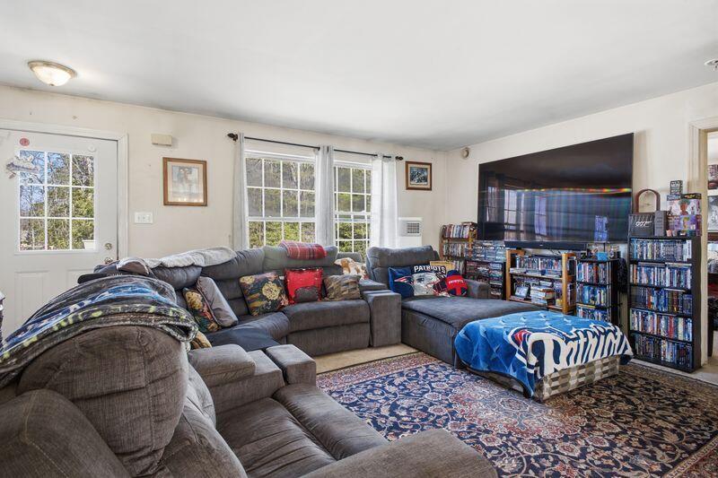 75 Tedford Road Topsham, ME 04086 - Photo 6 of 52 6__V5A8827