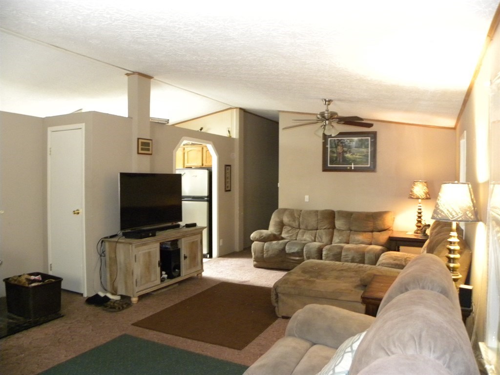 3222 East Jump Off Road Valley, WA 99181 - Photo 4 of 20