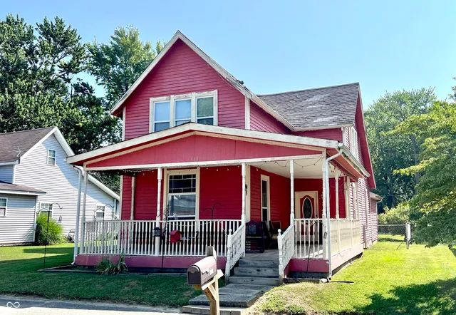 $190,000 | 613 North Spring Street, Greenfield, IN 46140