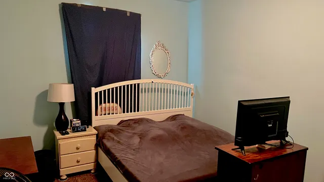 $190,000 | 613 North Spring Street, Greenfield, IN 46140