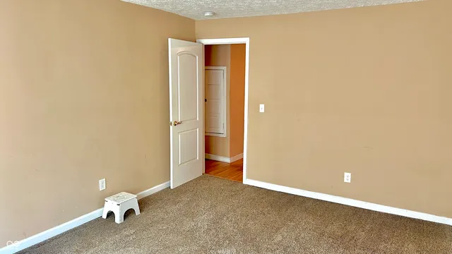 $190,000 | 613 North Spring Street, Greenfield, IN 46140