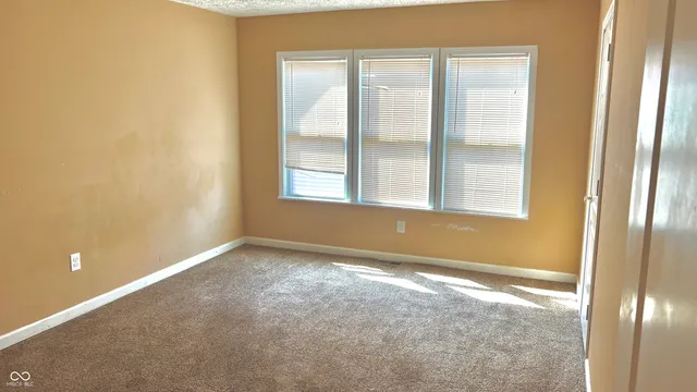 $190,000 | 613 North Spring Street, Greenfield, IN 46140