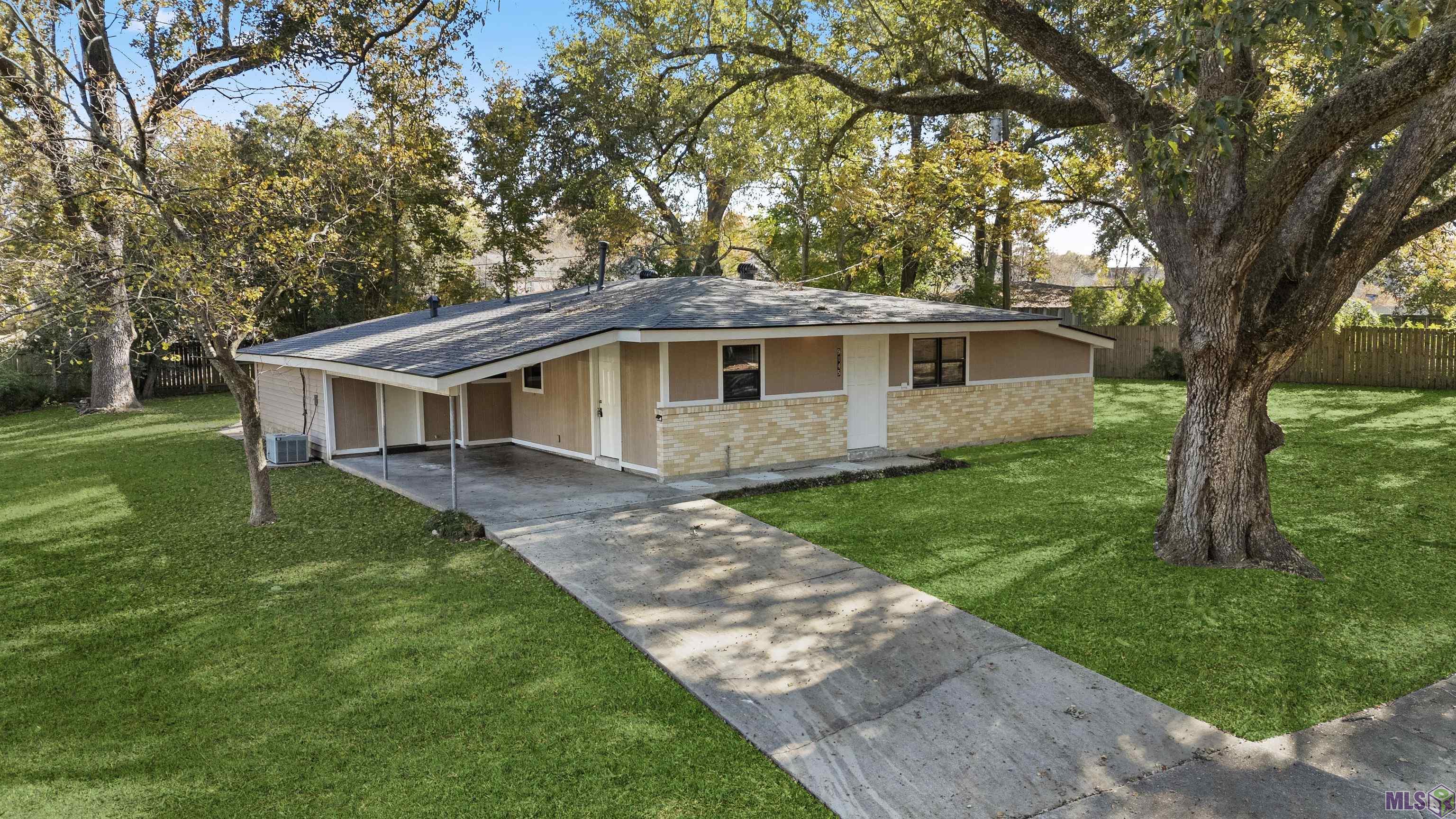 9145 Bordeaux Drive Baton Rouge, LA 70809 - Photo 1 of 23 Front View