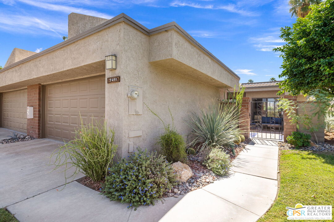 7481 Paseo Azulejo Palm Springs, CA 92264 - Photo 4 of 49