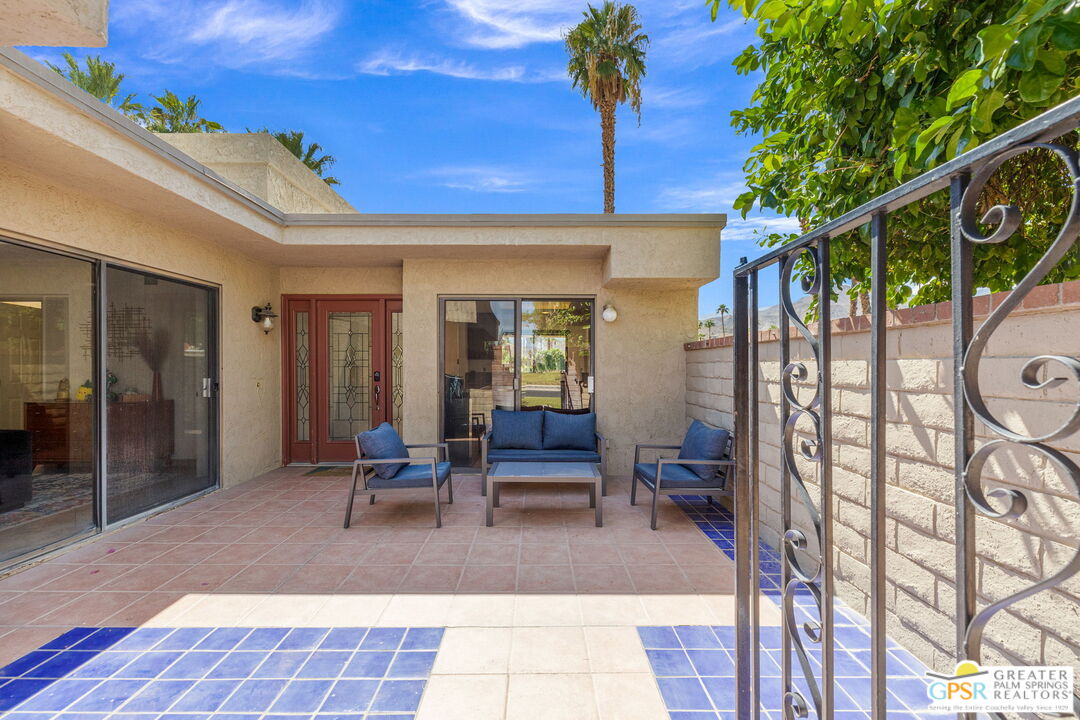 7481 Paseo Azulejo Palm Springs, CA 92264 - Photo 5 of 49
