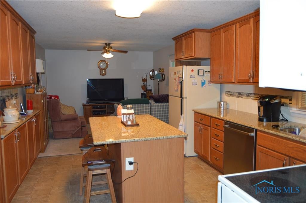 2331 Westmoor Road Findlay, OH 45840 - Photo 4 of 21 Photo 4