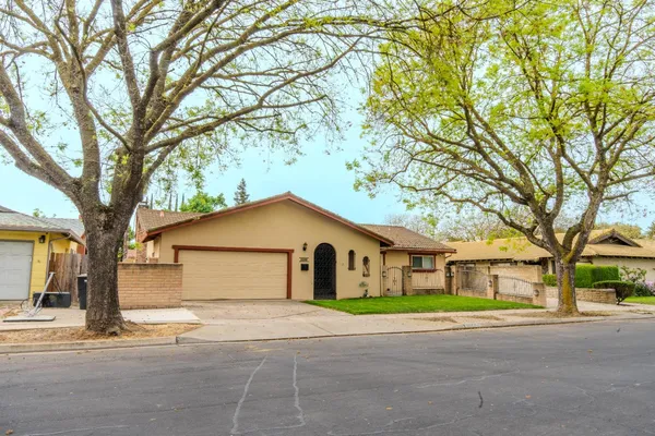 $470,000 | 1440 Kruger Drive, Modesto, CA 95355