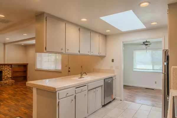 $470,000 | 1440 Kruger Drive, Modesto, CA 95355