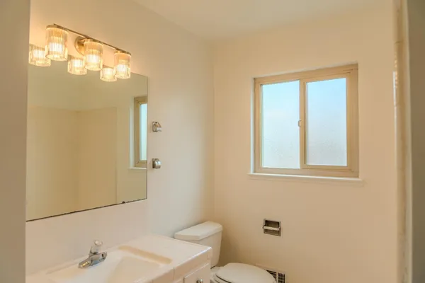 $470,000 | 1440 Kruger Drive, Modesto, CA 95355