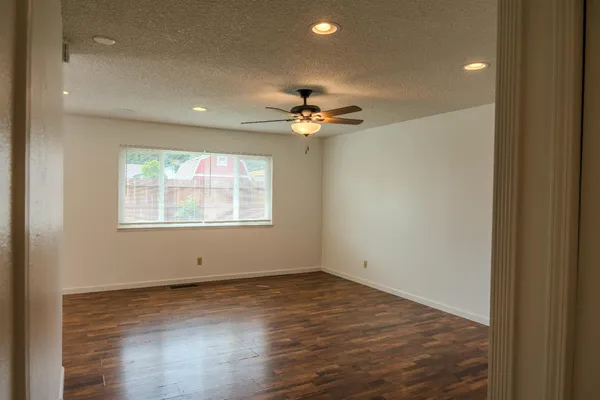 $470,000 | 1440 Kruger Drive, Modesto, CA 95355