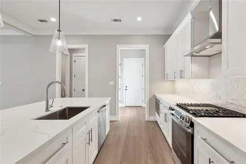 $403,000 | 72701 Robindale Drive, Covington, LA 70435