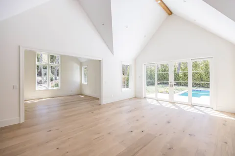 $4,995,000 | 21 Ocean Parkway, East Hampton, NY 11937