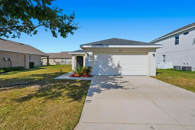 $279,900 | 5504 71st Street East, Palmetto, FL 34221