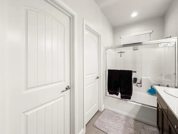 $446,000 | 2709 Pontiac Avenue, Clovis, CA 93611