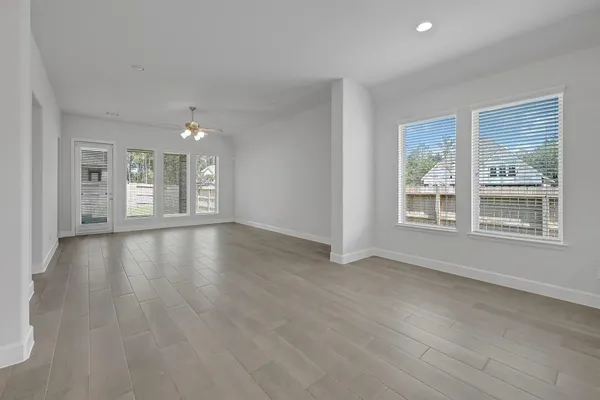 $2,600 | 15835 Bird Of Paradise Drive, Conroe, TX 77302