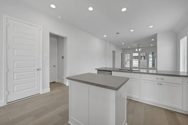 $2,600 | 15835 Bird Of Paradise Drive, Conroe, TX 77302