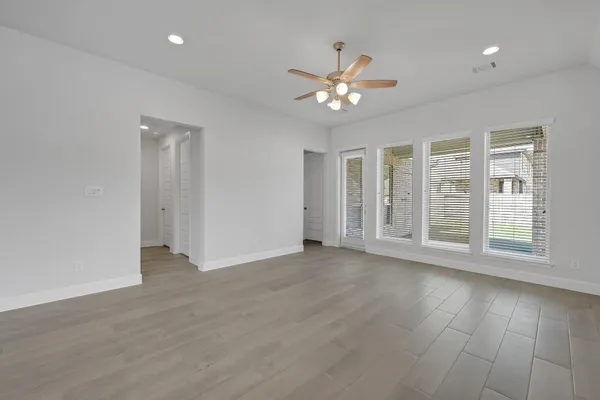 $2,600 | 15835 Bird Of Paradise Drive, Conroe, TX 77302