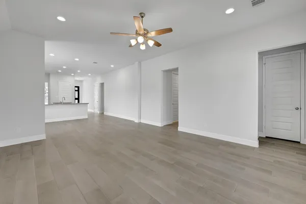 $2,600 | 15835 Bird Of Paradise Drive, Conroe, TX 77302