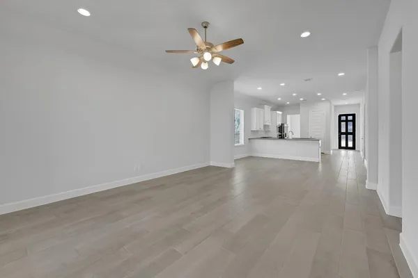 $2,600 | 15835 Bird Of Paradise Drive, Conroe, TX 77302