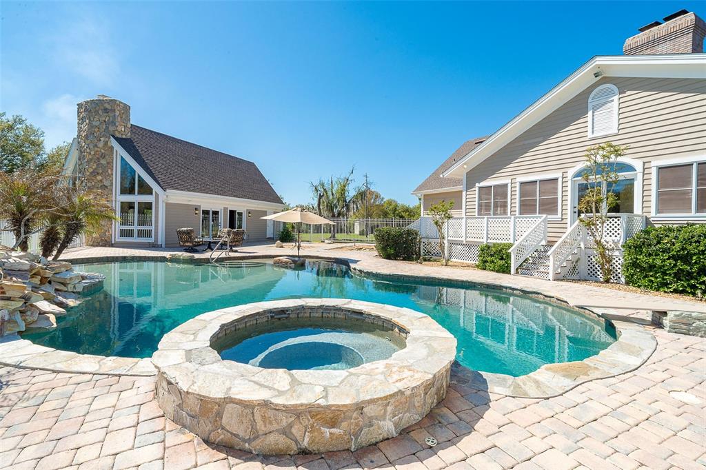 9299 Southwest Lipe Road Arcadia, FL 34269 - Photo 33 of 68 a view of a house with a yard and sitting area