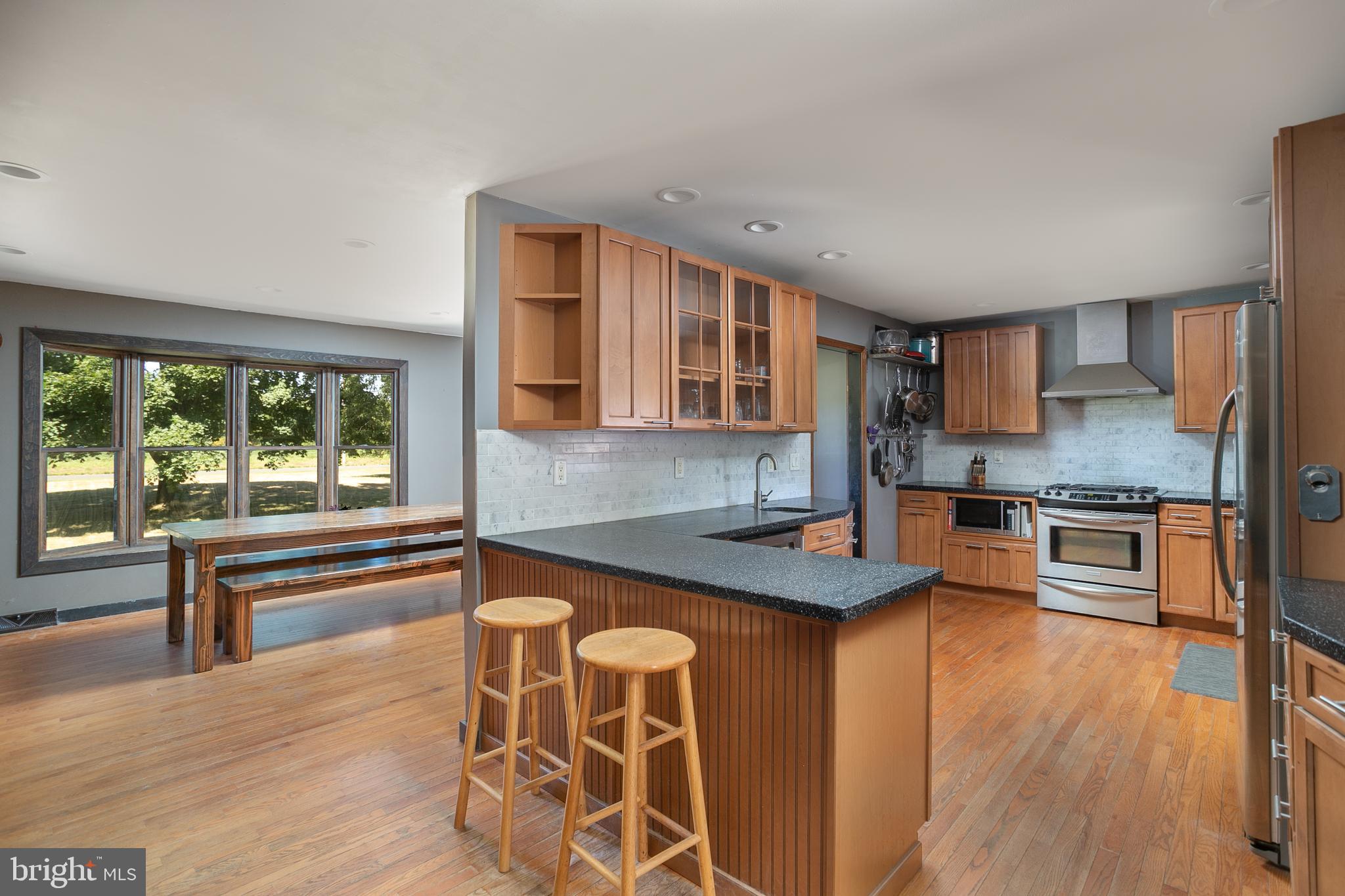 366 Sharon Road Hightstown, NJ 08520 - Photo 9 of 29