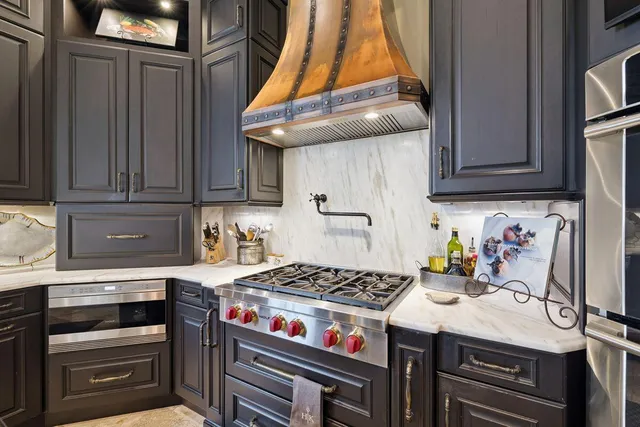 $3,420,000 | 702 Beach Drive, Destin, FL 32541