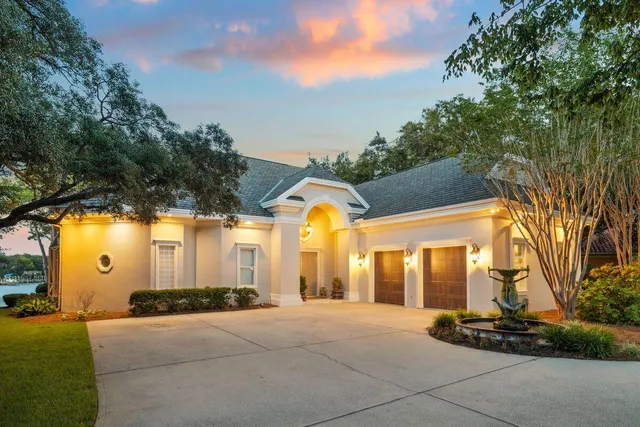 $3,420,000 | 702 Beach Drive, Destin, FL 32541