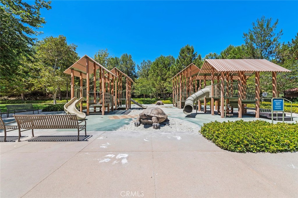 22 Tesoro Irvine, CA 92618 - Photo 23 of 27 a view of a park with iron fence