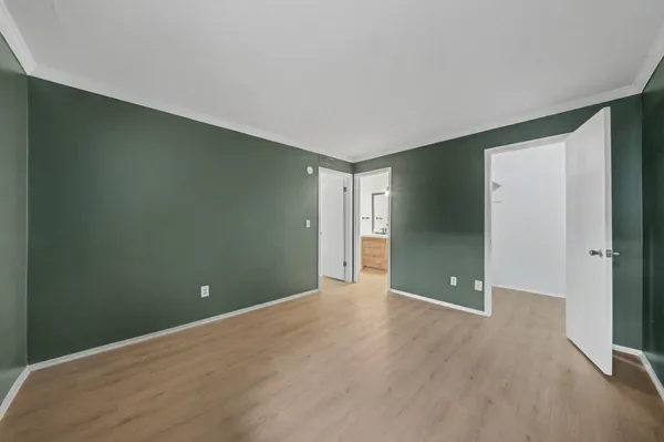 $235,000 | 300 Briarcrest Drive, Unit 140, Ann Arbor, MI 48104