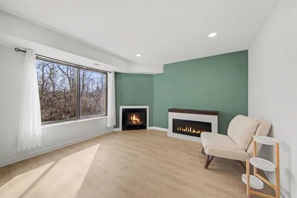 $235,000 | 300 Briarcrest Drive, Unit 140, Ann Arbor, MI 48104