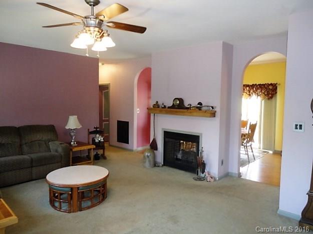 409 Starview Drive Rutherfordton, NC 28139 - Photo 5 of 24 Gallery Image 5