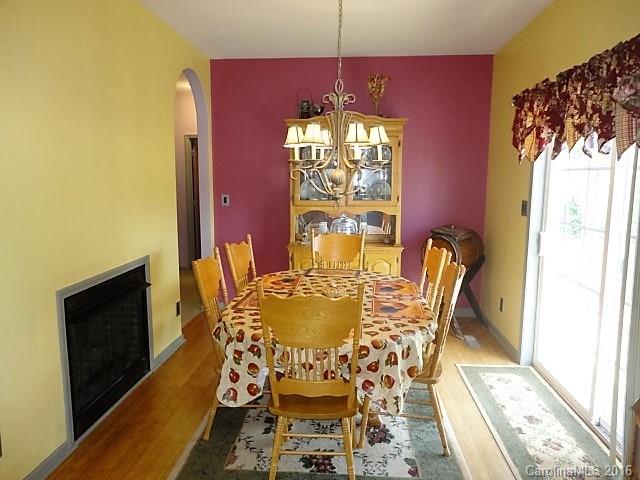 409 Starview Drive Rutherfordton, NC 28139 - Photo 7 of 24 Gallery Image 7