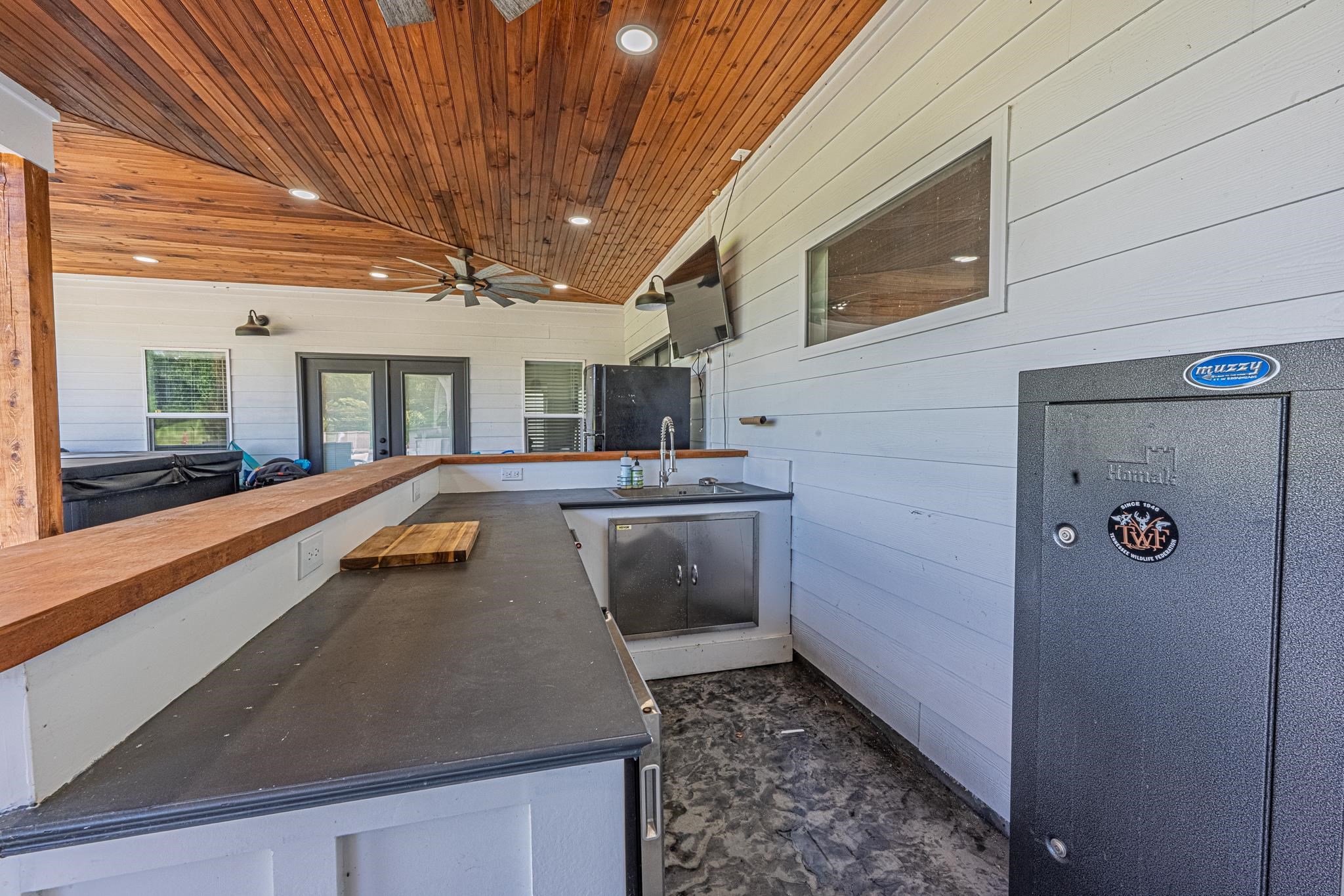 50 Shady Grove Road Williston, TN 38076 - Photo 13 of 35 a view of a kitchen with a sink