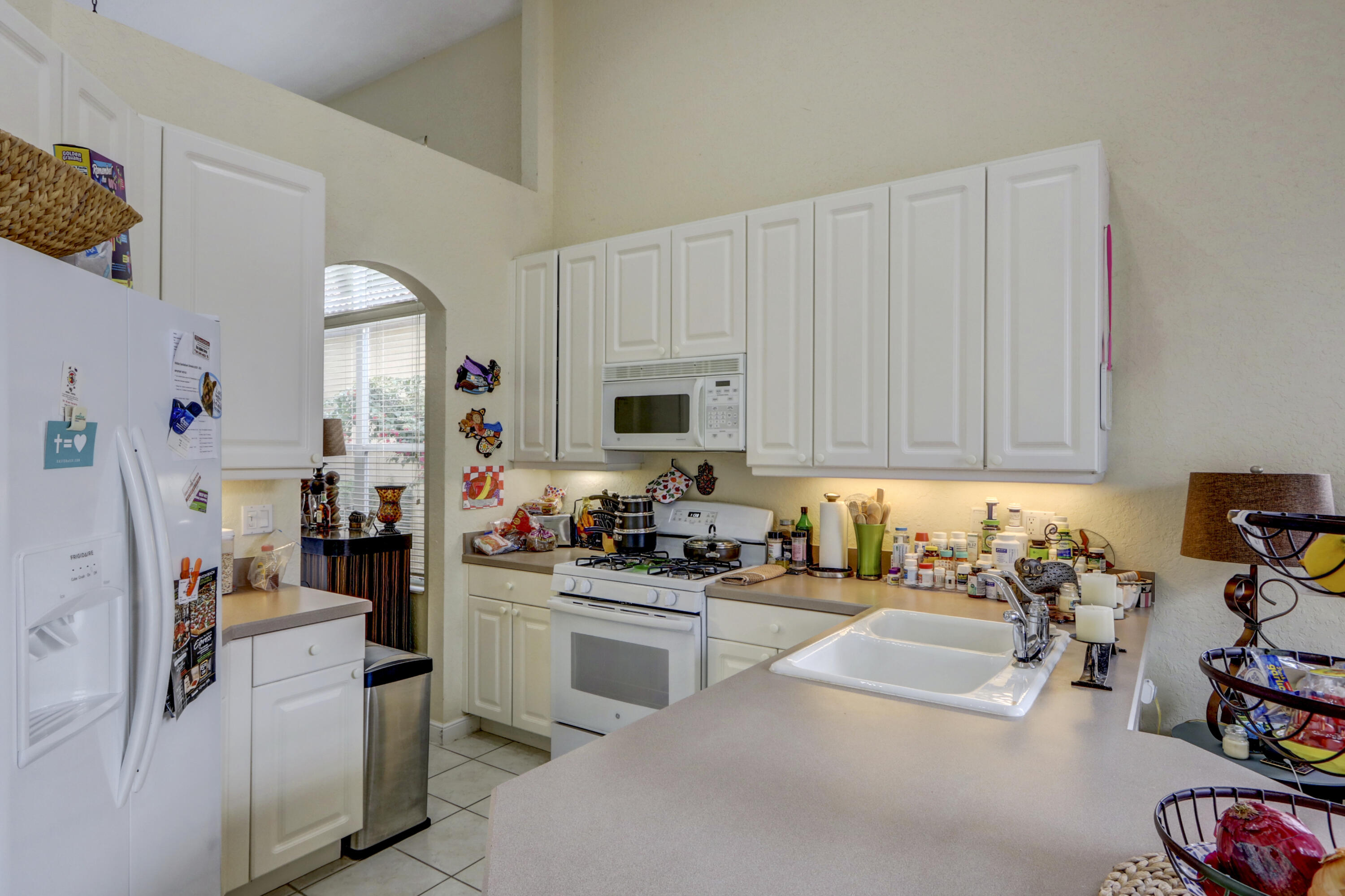 4265 Northwest 65th Road Boca Raton, FL 33496 - Photo 6 of 37 Kitchen