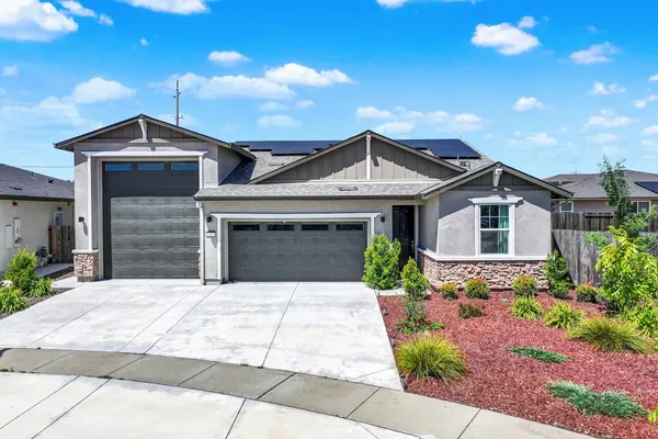 $565,000 | 1517 Falabella Way, Olivehurst, CA 95961