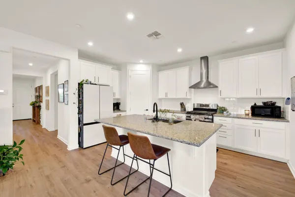 $565,000 | 1517 Falabella Way, Olivehurst, CA 95961
