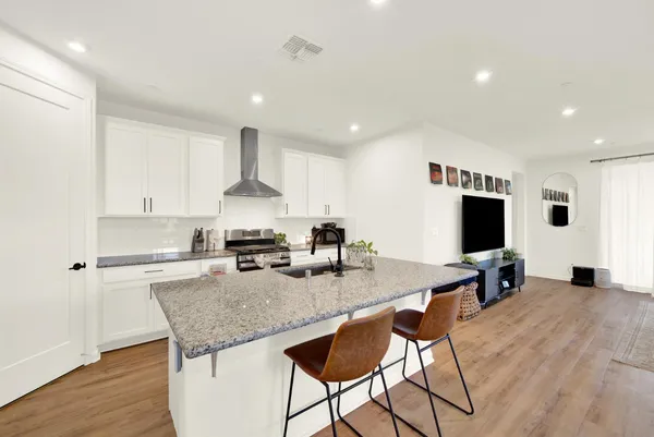 $565,000 | 1517 Falabella Way, Olivehurst, CA 95961