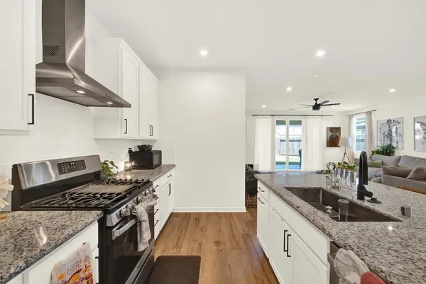 $565,000 | 1517 Falabella Way, Olivehurst, CA 95961