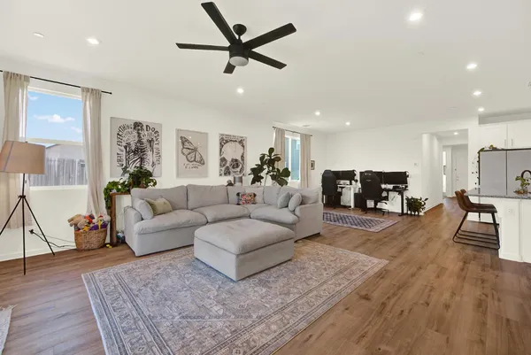 $565,000 | 1517 Falabella Way, Olivehurst, CA 95961