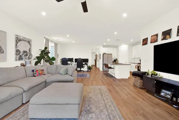 $565,000 | 1517 Falabella Way, Olivehurst, CA 95961
