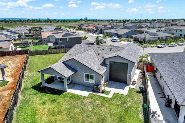 $565,000 | 1517 Falabella Way, Olivehurst, CA 95961